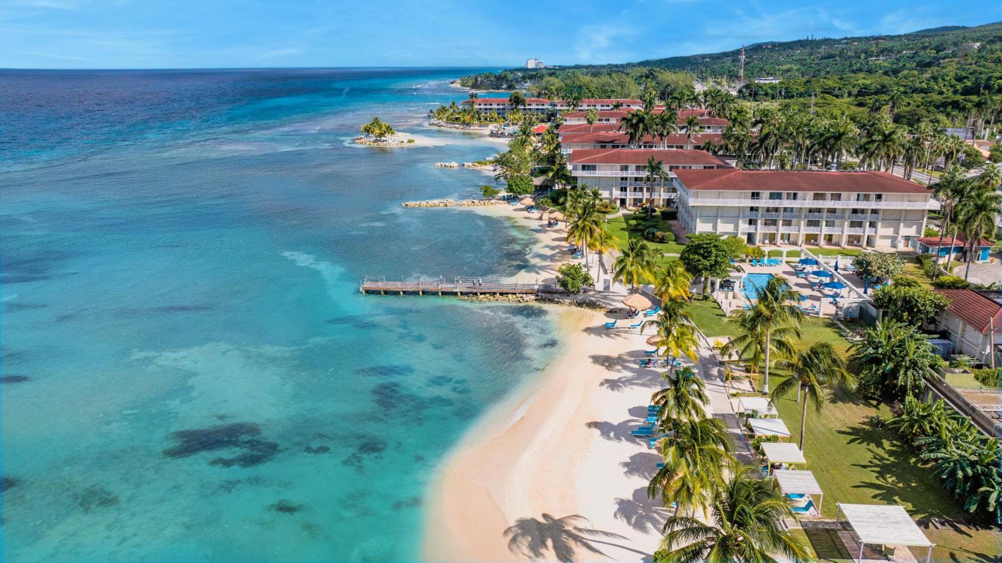 Catalonia Montego Bay Hotel Bagian luar foto